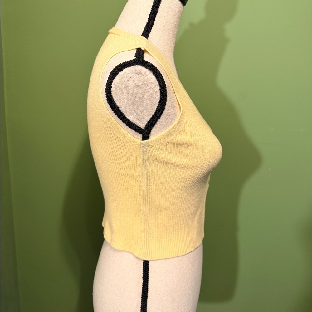 Yellow Sleeveless Ribbed Top - Picture 4 of 6